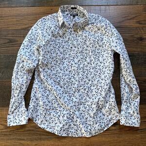 Express Women’s Floral Button Down Shirt White Blue Flower Print Slim Fit NWT M